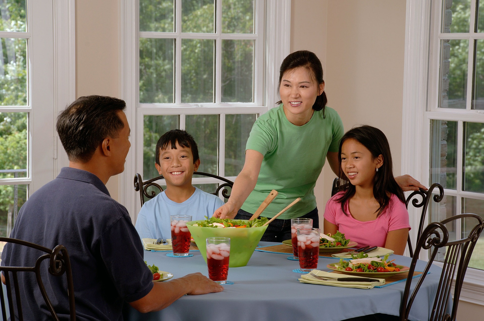 The Power of Family Dinners and Intergenerational Interaction: Nurturing the Next Generation